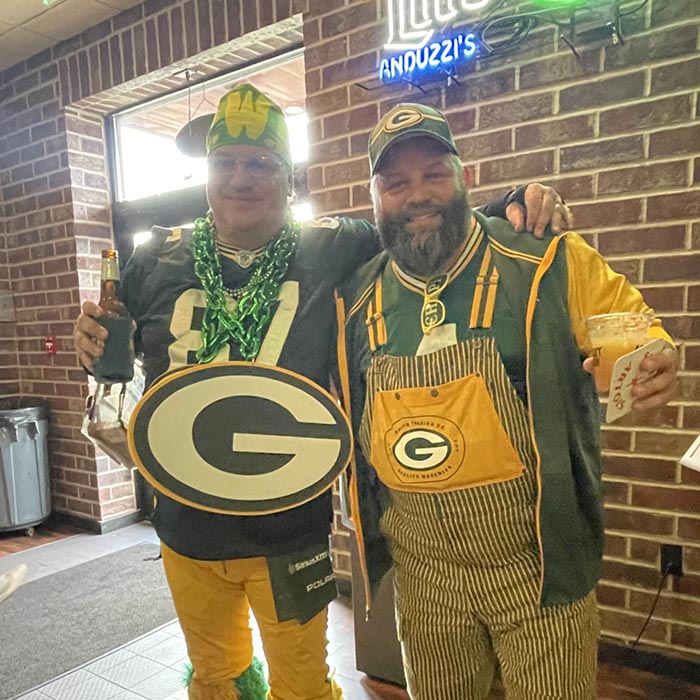 Anduzzi’s Sports Club Wisconsin’s Favorite Restaurant & Sports Bar game day football fans